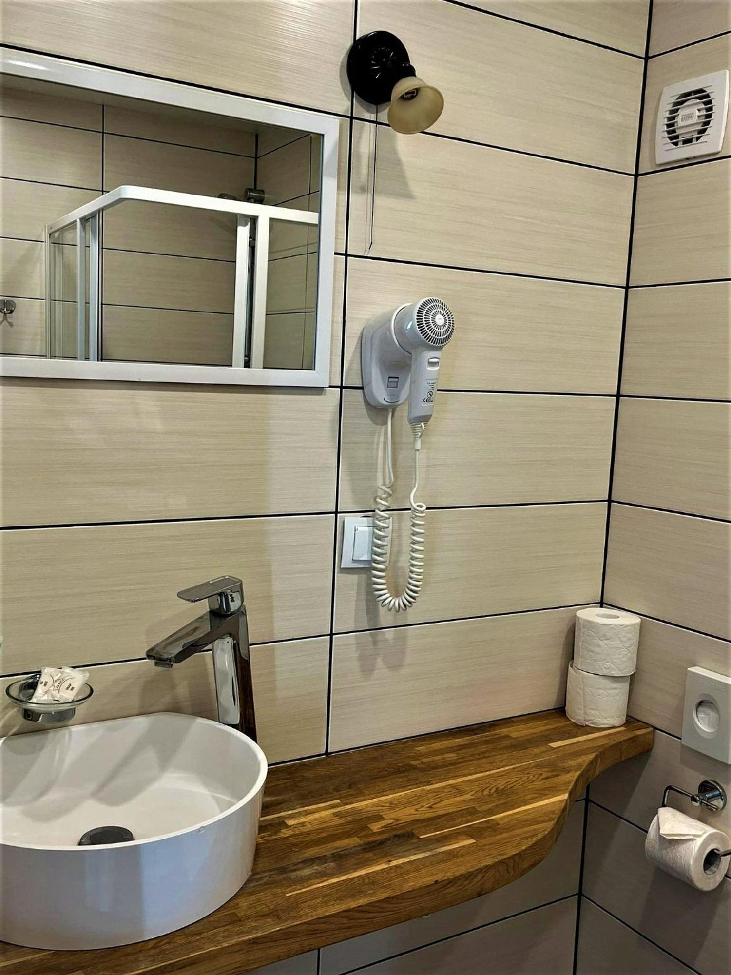 戈达特酒店 塔林 外观 照片